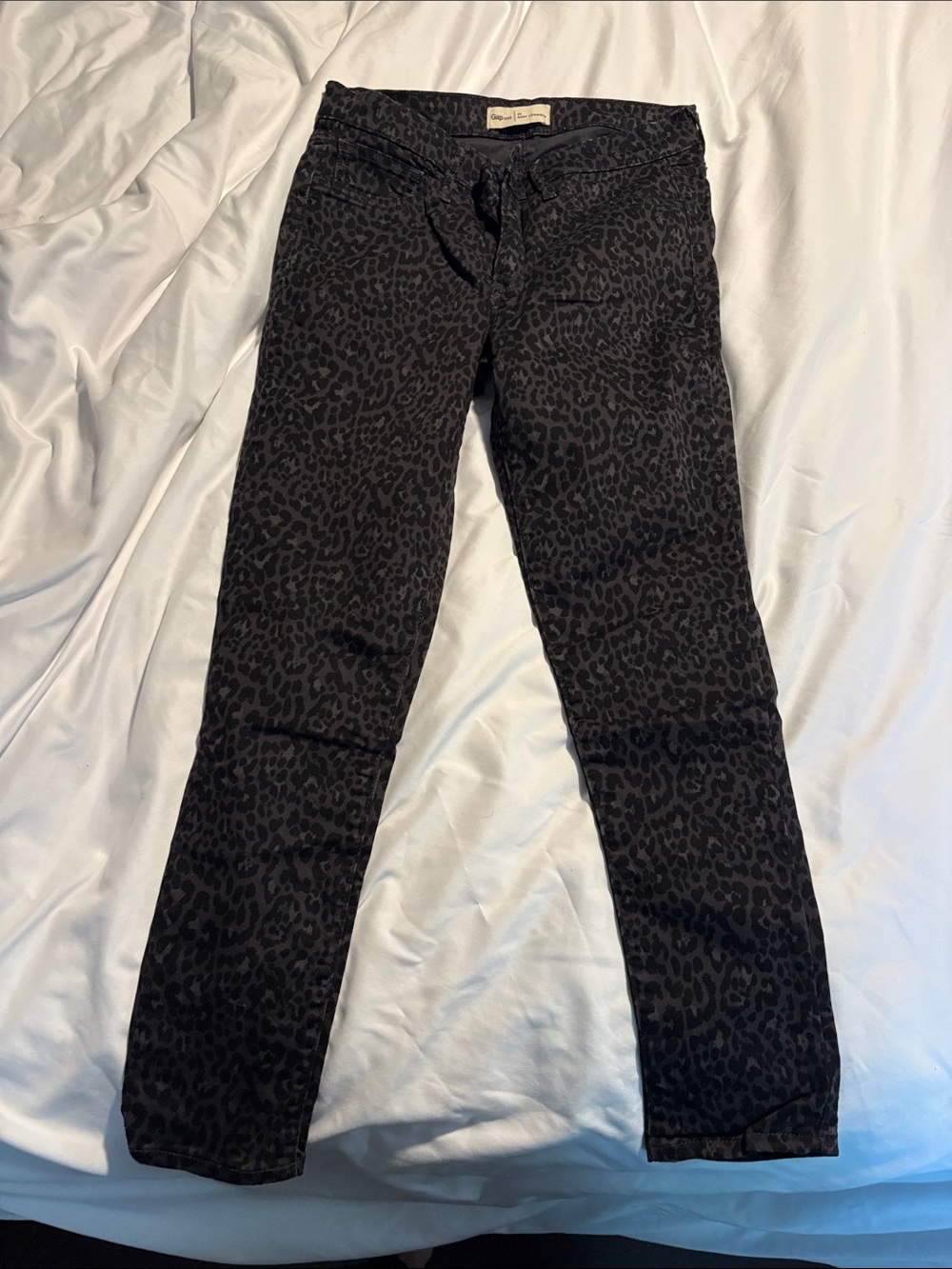 GAP Black Leopard-Print Skinny Pants